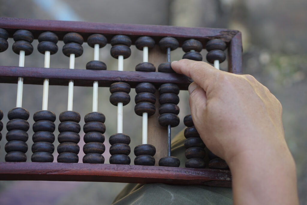 Calculating pet sitter income savings after leaving Rover